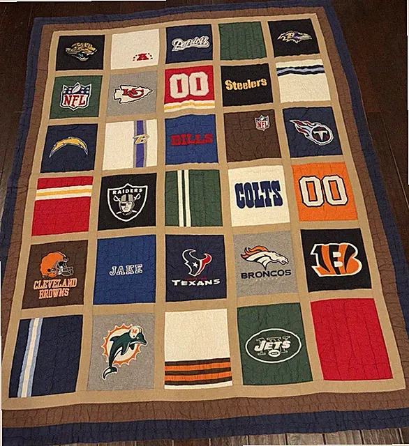 Pottery Barn NFL Football Team Logos JAKE Quilt Blanket 84x65 Bedspread *READ*
